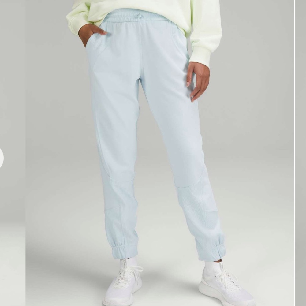 Lululemon Brushed Softstreme Ribbed High-Rise Jogger